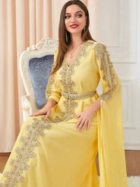 Thumbnail for Bestickter Kaftan