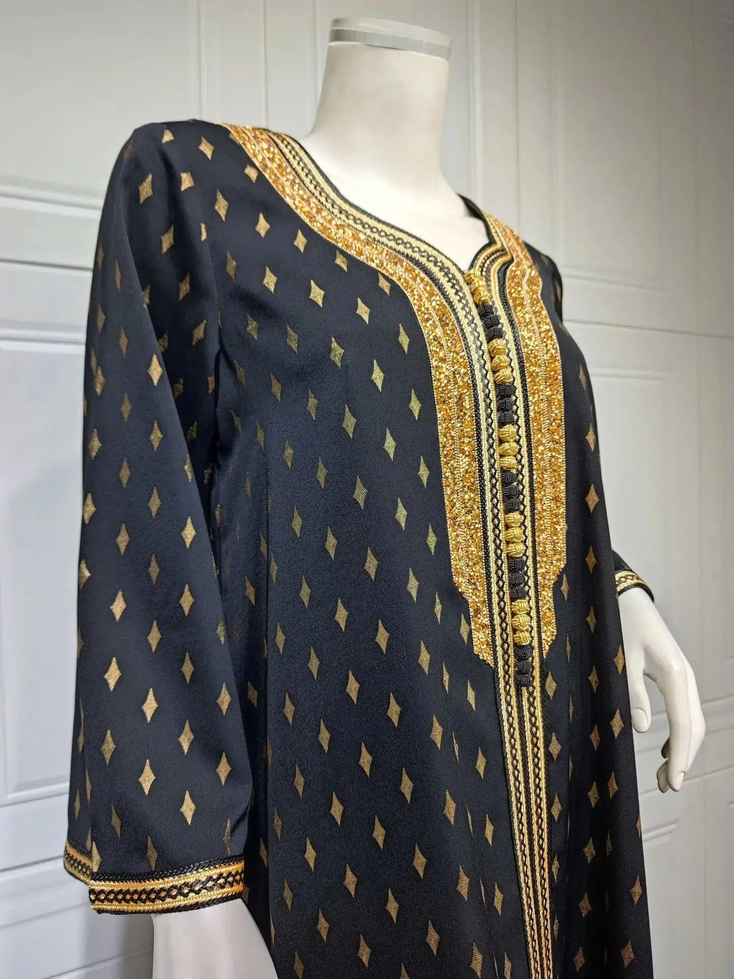 Kaftan Schwarz und Gold