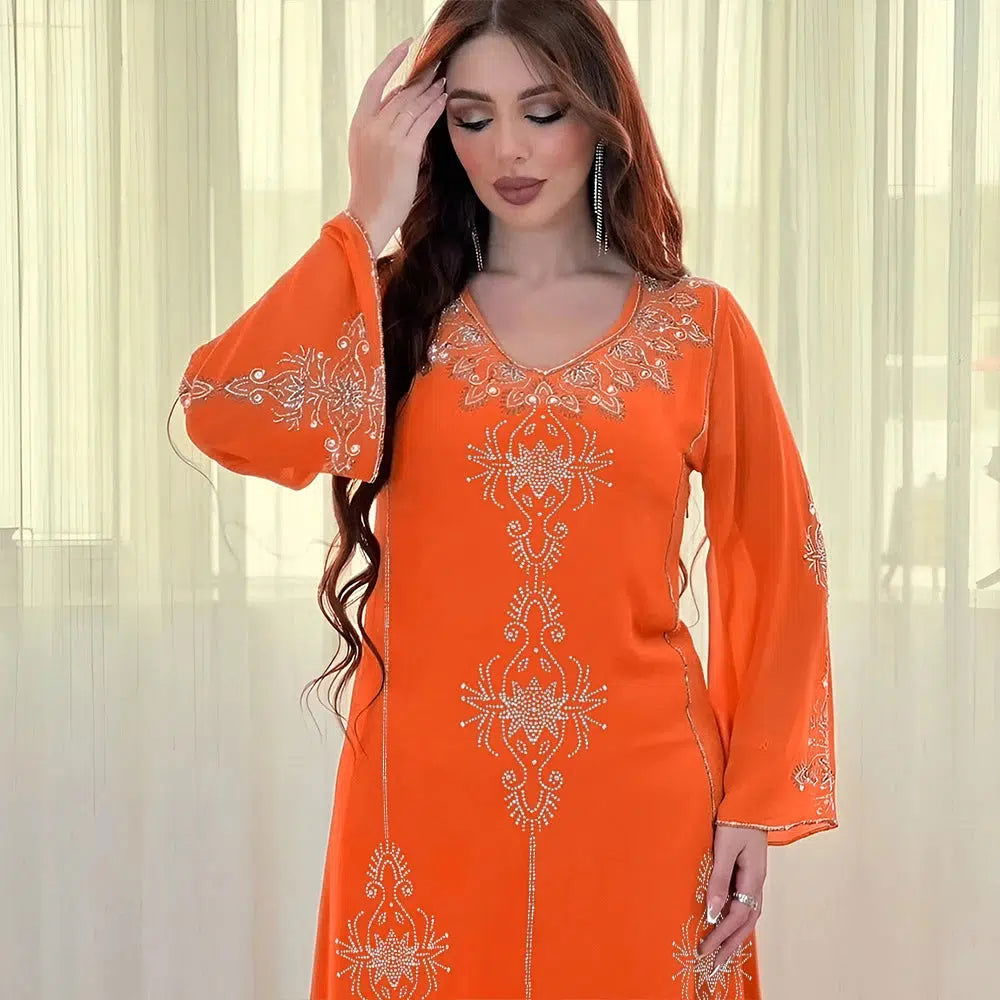 Orangefarbener Kaftan